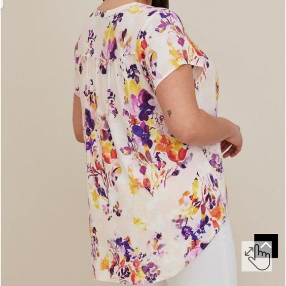 Torrid Rayon Slub Hi-Lo Short Sleeve Blouse Size 1X - Picture 2 of 12